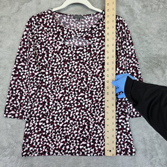 Vince Camuto Shirt Womens Medium Pink Black Animal Print Keyhole 3/4 Sleeve Top - Picture 3 of 9